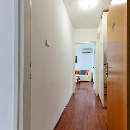 Apartment Jewel